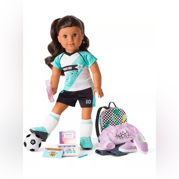 American Girl Truly Me Doll School Day to Soccer Play brunette / brown eyes !… - Picture 2 of 6